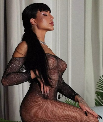 Огонь и лед в одном флаконе! Готова разжечь в тебе пламень страсти и почувствовать настоящее блаженство вместе. Звони, не пожалеешь! 2421, 23 года