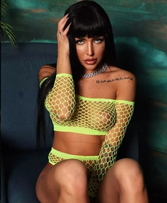 Огонь и лед в одном флаконе! Готова разжечь в тебе пламень страсти и почувствовать настоящее блаженство вместе. Звони, не пожалеешь! 2421, 23 года